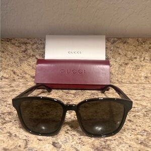Gucci Dark Frame Sunglasses